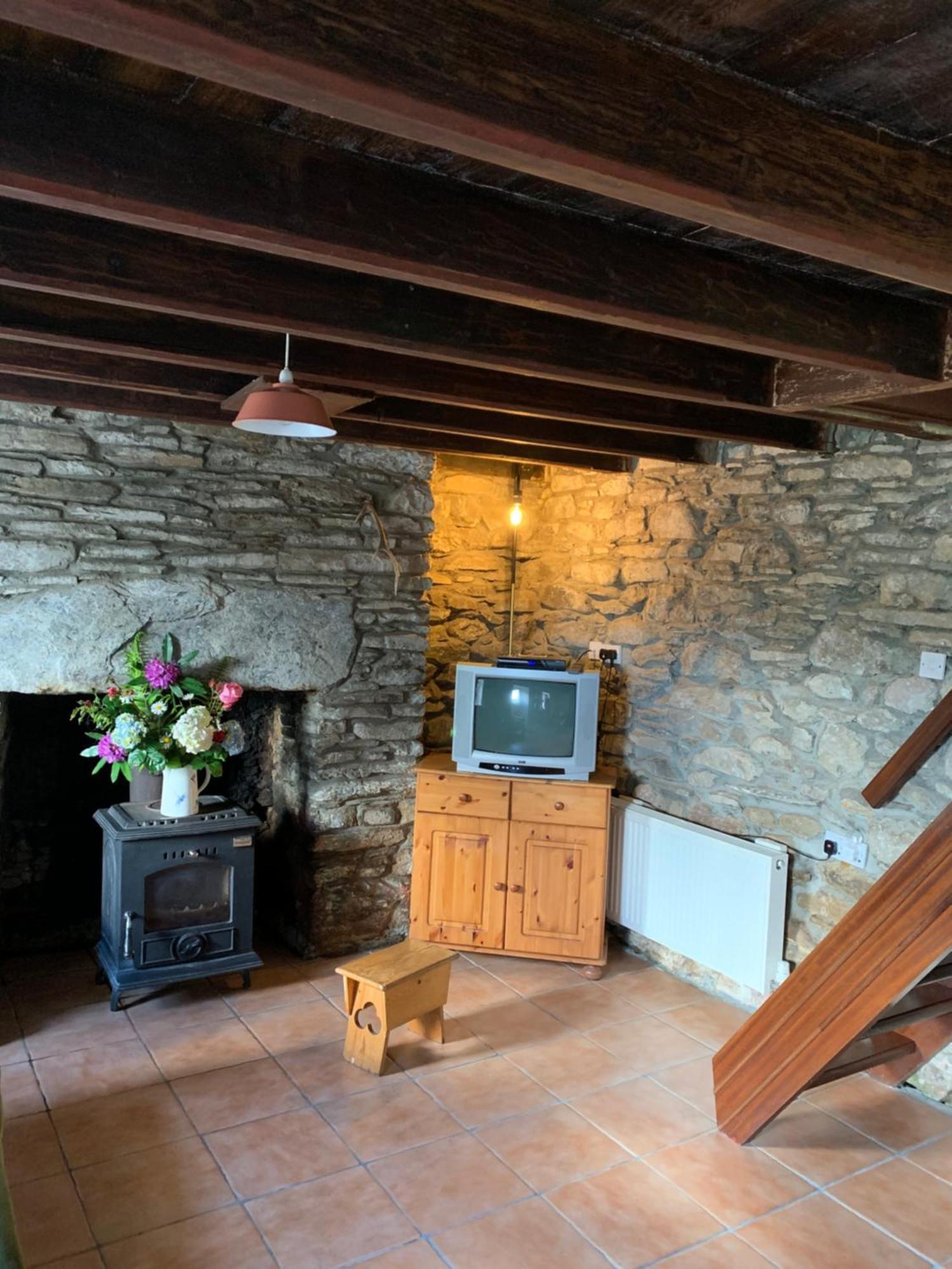 Westland Traditional Cottage Dated 1700'S Ardea Exterior foto