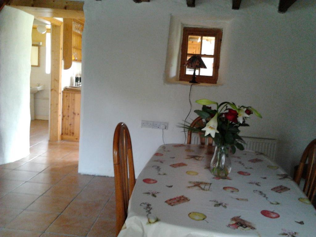 Westland Traditional Cottage Dated 1700'S Ardea Exterior foto