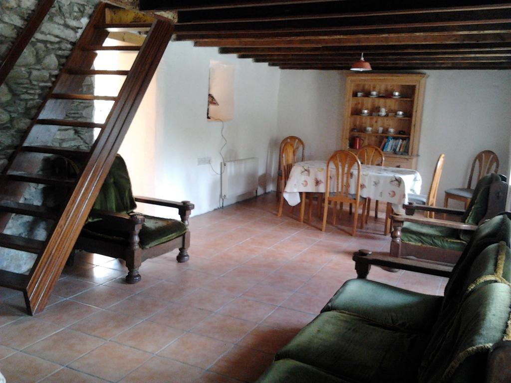 Westland Traditional Cottage Dated 1700'S Ardea Zimmer foto