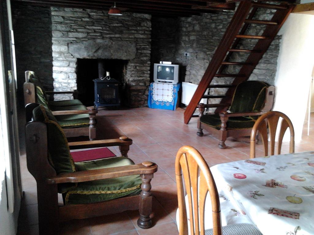 Westland Traditional Cottage Dated 1700'S Ardea Zimmer foto