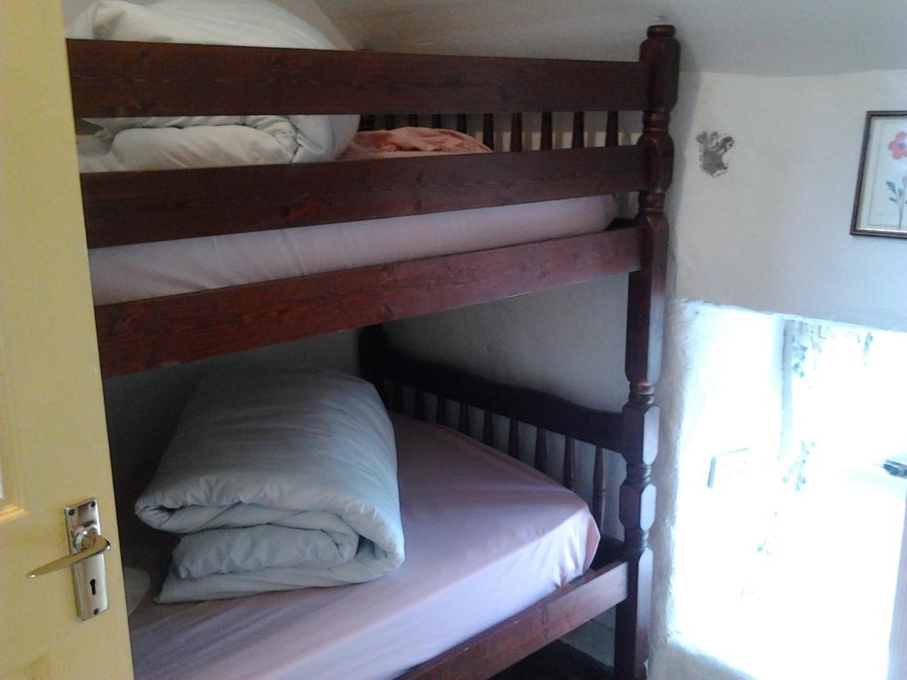 Westland Traditional Cottage Dated 1700'S Ardea Zimmer foto