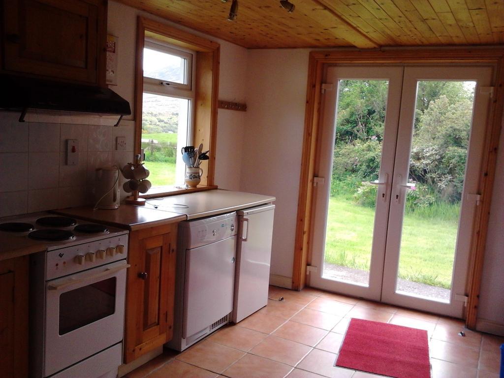 Westland Traditional Cottage Dated 1700'S Ardea Zimmer foto